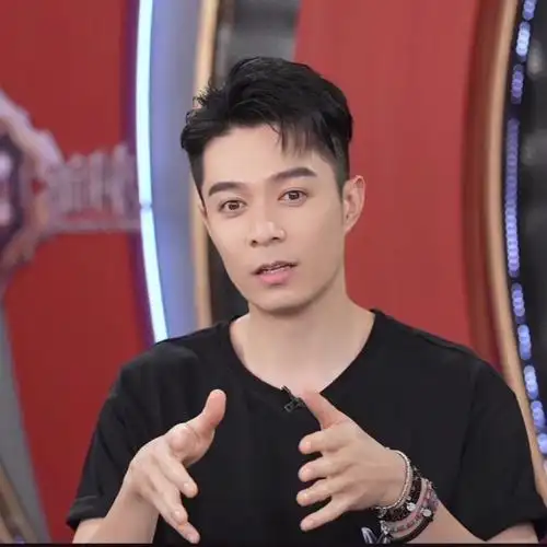 周柏豪也太帅了吧