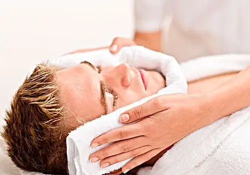 男人脸部皮肤怎么保养