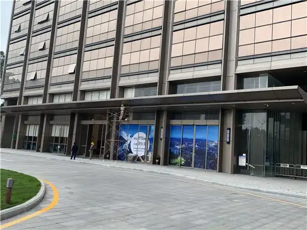 商业广场大厦门头铝单板 金色雨棚铝单板门头铝单板,铝单板门头安装