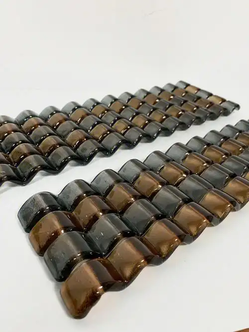 热熔瓦楞玻璃简约而不简单