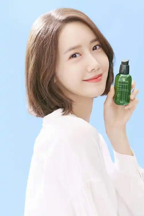 [少女时代][分享]190218 牛奶肌肤闪耀 允儿代言品牌高清宣传照更新