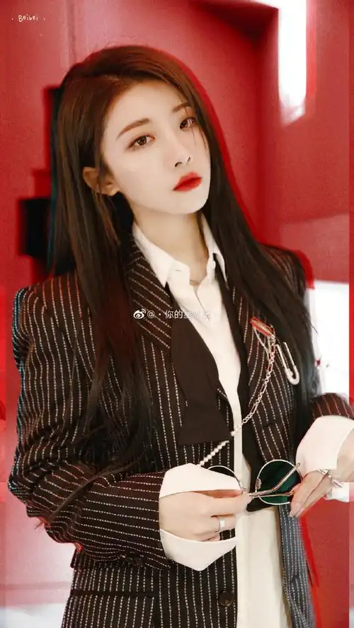 喻言非日常派对# #喻言正能量# 喻言 th. 来自·你的星冰乐· - 微博