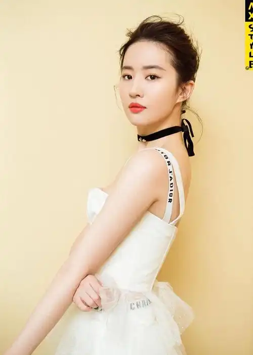 美女明星馆:刘亦菲个人资料,堕入人间的仙子