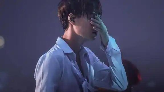 金钟仁的舞蹈甩国内男团几条街跳舞散发独特气质