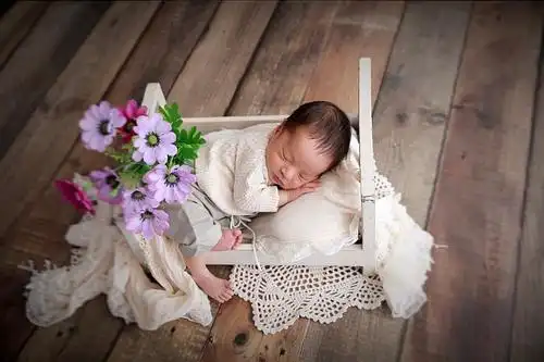 新生儿萌宝照-在线订票-互动吧