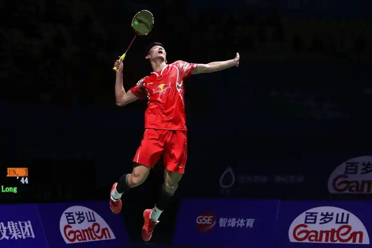 如来神掌跳杀名动羽球江湖的招式