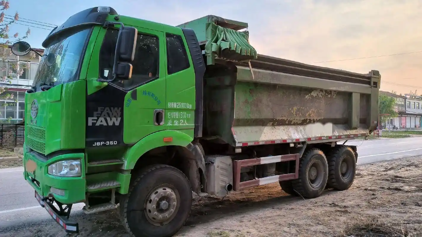 19年解放j6p,自卸渣土车,聊城一手户.19年解放j6p, - 抖音