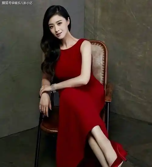 蒋欣:童星出道,16岁北漂21岁买房28岁成名,如今41岁无人敢娶_叶祖新_