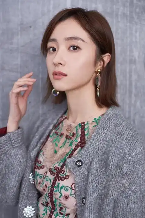 各大传媒女演员排行榜(怎么捧都红不了的6位女演员,有人已演近40次女