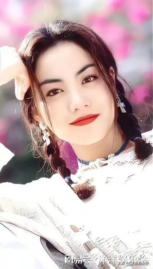 20岁王菲真水灵啊