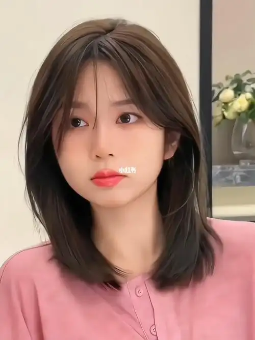 锁骨发  #大连剪发  #发型设计  #显白发色  #法式刘海  #减龄发型