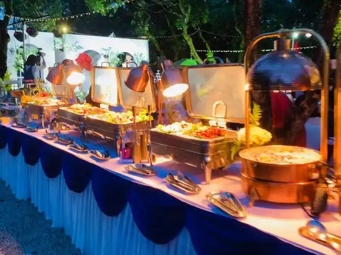 户外婚礼自助餐