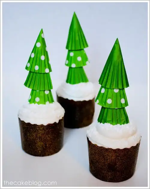 40 delectable christmas tree cupcakes (recipes and ideas)