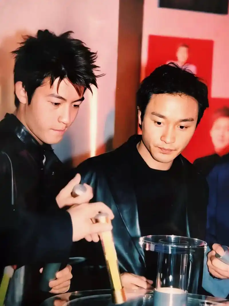 张国荣合照第三波 #张国荣