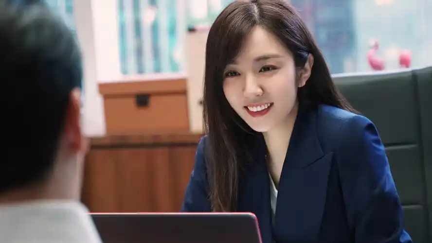 精英律师蓝兰上线王晓晨电梯飞吻大胆追爱