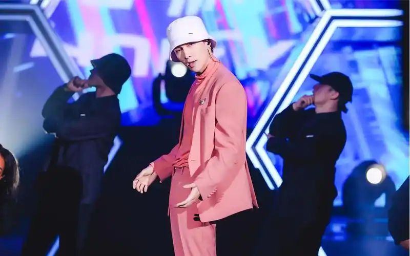 张艺兴honey初舞台