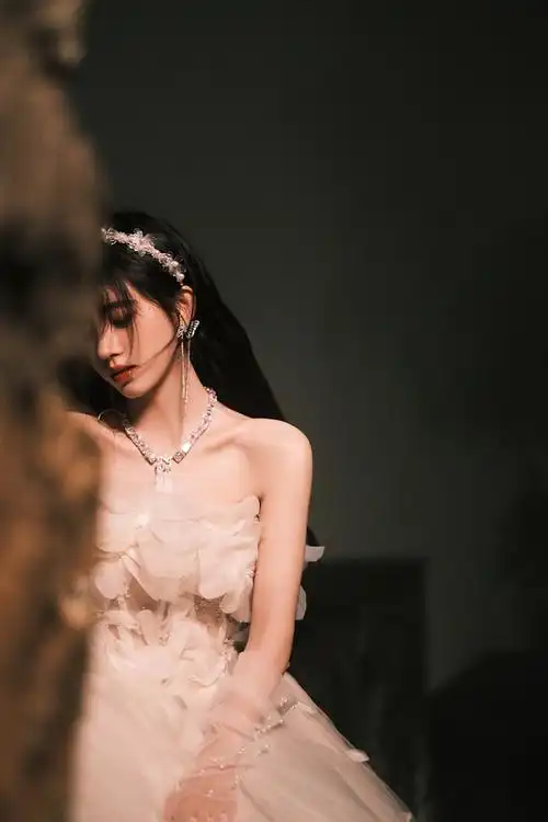 想求一下女明星氛围感美图