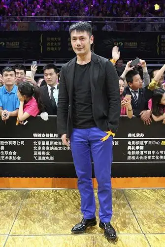 邵兵现身北京大学生电影节 惊起呼声一片