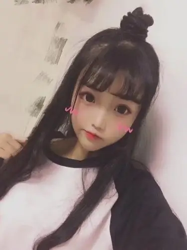 爆照评分 满分10分 - 00后自拍交友 - zeze!啧啧