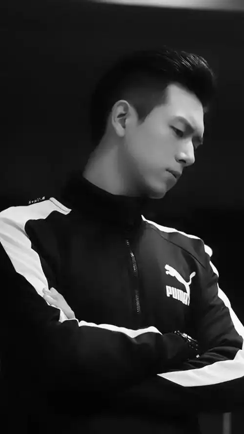 抖音李现特辑手机壁纸_李现写真手机壁纸高清