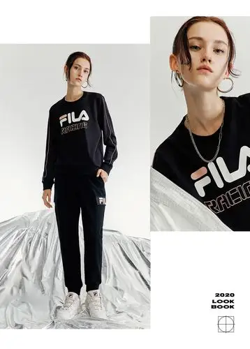 filafusion斐乐潮牌女子套头卫衣2020冬季新款宽松全棉圆领卫衣t11w04