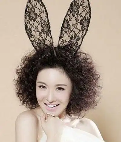 爆炸头短发烫发发型 中短发烫发发型爆炸头