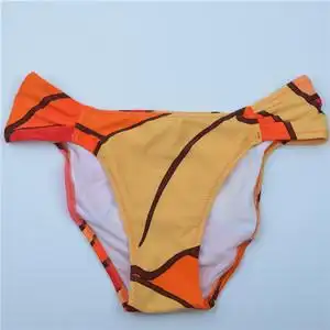 品牌名称: 三角裤泳衣