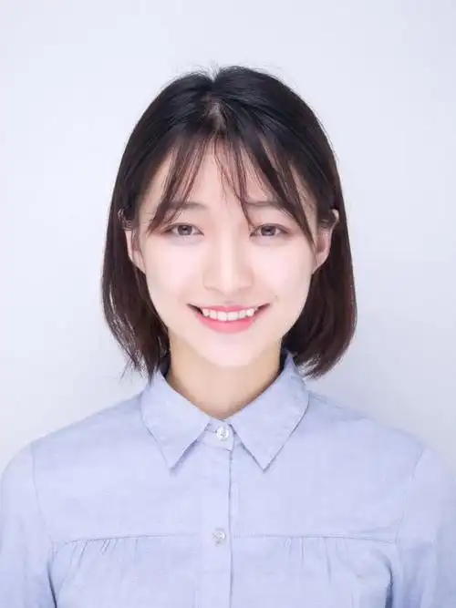 女生拍证件照的几个小心机只要你掌握好比真人美上好几倍