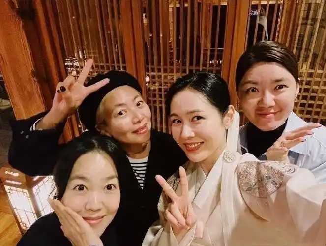 孙艺珍玄彬为儿子办周岁宴,庆生现场照曝光,抓周环节满满仪式感_腾讯