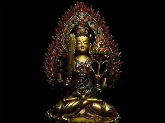 大慧——虚空藏菩萨在诸大菩萨中,文殊更被冠以"大智"的尊号,他作为