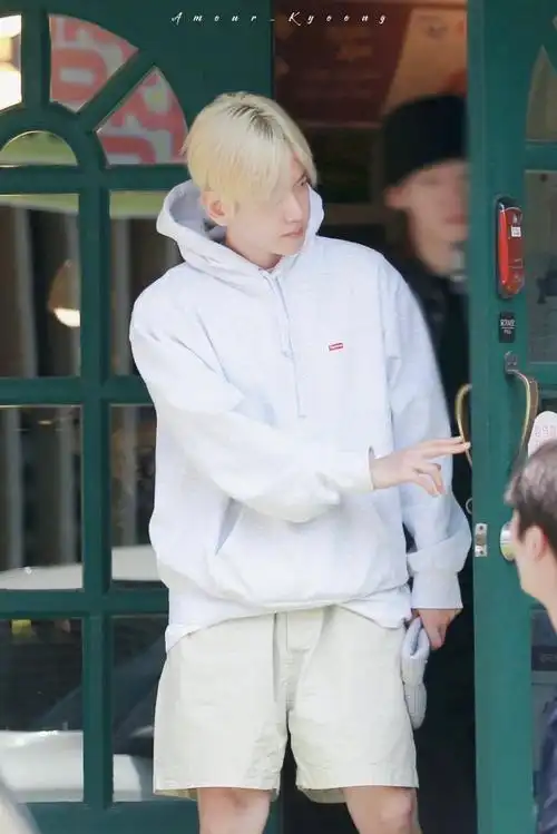 爱边伯贤#边伯贤超话@baekhyunee7230511【amour_kyoong】送队友入伍