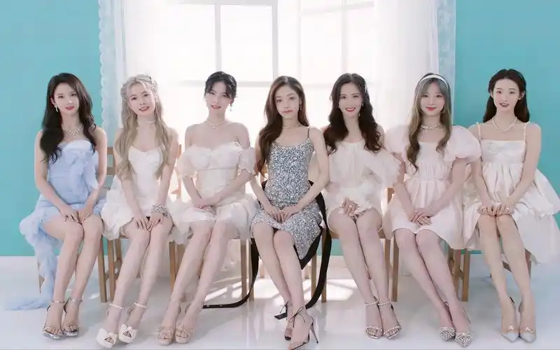 【硬糖少女303】三专/毕业专《别怕,未来会来》实体专辑开箱视频,成吨