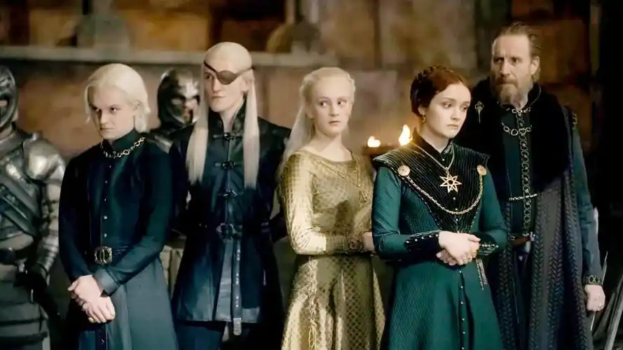 《龙之家族》:国王下线演技炸裂,龙族内部矛盾愈演愈烈|龙之家族|国王