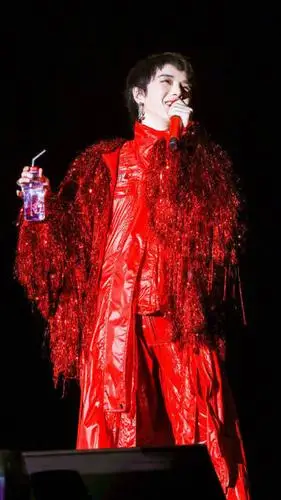 mo请别戴黑面具好吗