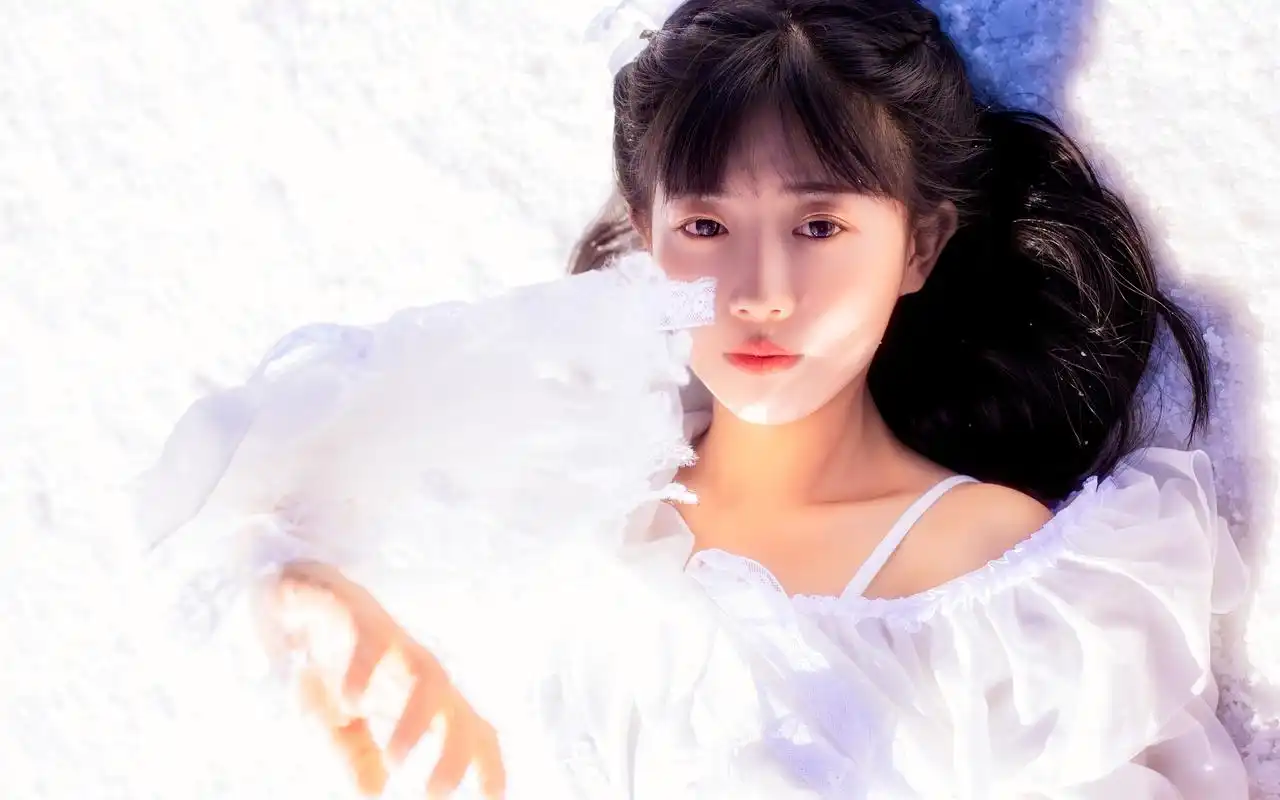 白衣清纯美女西藏旅行摄影超清写真电脑桌面壁纸