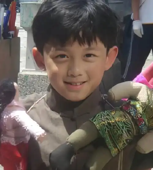 #吴磊还原小时候表情包##吴磊今日直播状态#