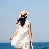 女生背影头像戴帽子海边长发 史诗级的背影杀手