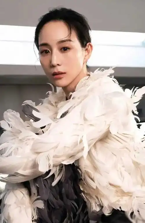 张钧甯官宣恋情:曾情断赵又廷,拒绝邱泽,年过40一度无人敢娶?