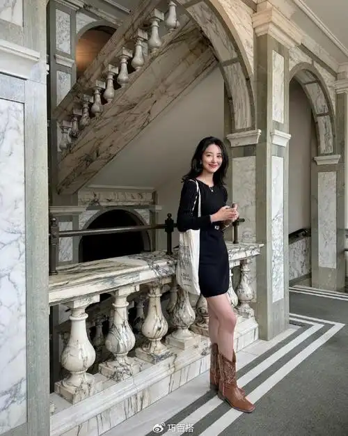 法式复古风格轻熟优雅,国内外都出圈|杨采钰|气质|体态_新浪新闻