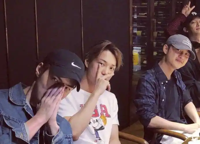 exo成员金钟仁面部浮肿被疑发福,就连粉丝的滤镜也救不了他_吴世勋