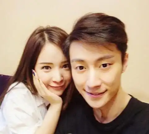 乔任梁女友发旧照李二1022是谁的李嘉艾微博资料照片曝光