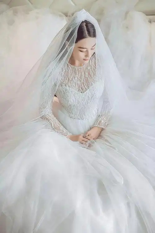 嫁给爱情,张馨予的婚礼细节都在这里~_婚纱