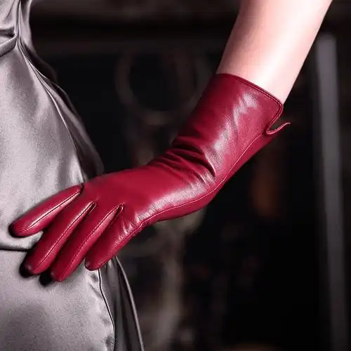klss 卡萝盛世 klss山羊皮手套女冬长款真皮手套秋冬保暖k9901 大红色