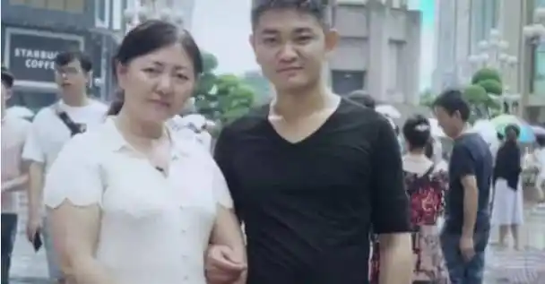 1992年,保姆偷走男婴抚养,27年后回应:和他生母就当是走亲戚