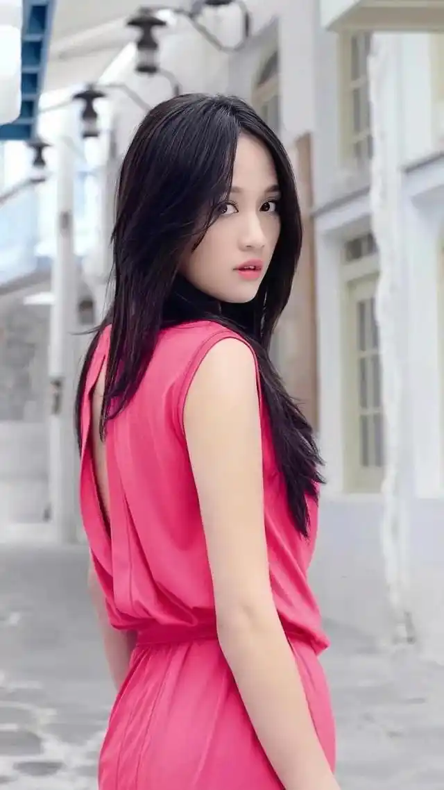 陈乔恩高清壁纸美图,气质卓越,风采依旧