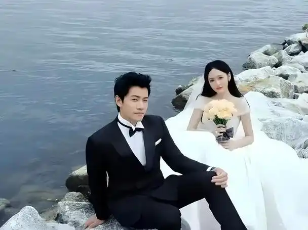 42岁郑元畅久违终于见面,模样大变网友直呼不敢认!