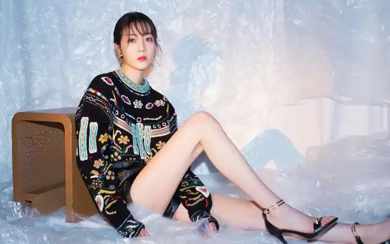 李溪芮魅力写真高清桌面壁纸高清大图预览1920x1200_大陆明星下载_美