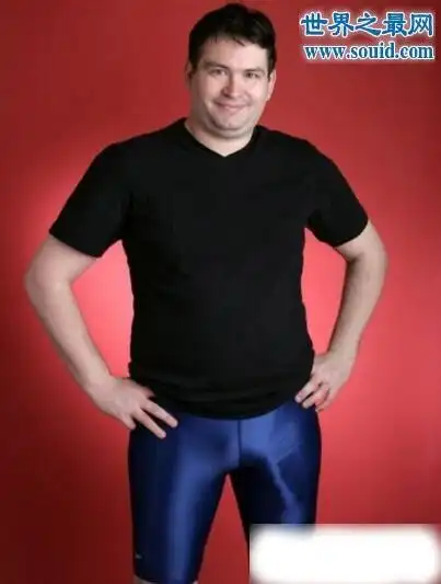 世界上最大的男性生殖器奇人的丁丁长度达34厘米