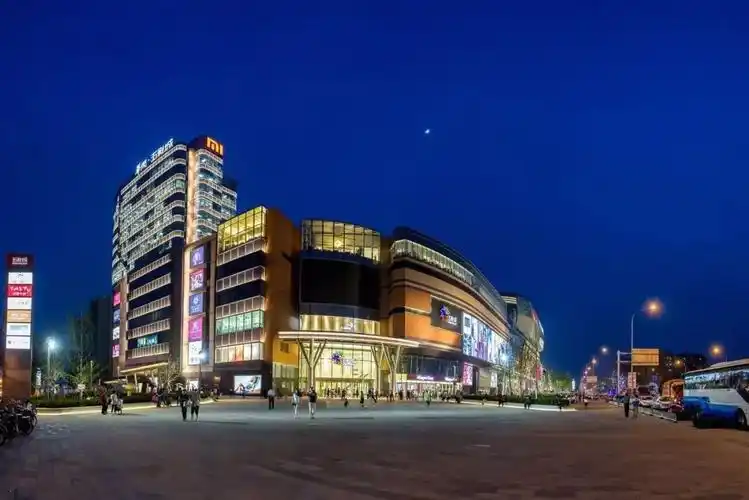 海淀融媒探店五彩城,网友:这直播"过瘾"!_北京日报app北京号