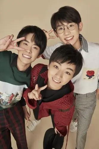 四叶草 2019-03-18 想分享一下 博爱妖精 的投稿视频 关注 #tfboys